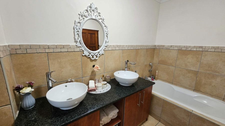 2 Bedroom Property for Sale in Melodie North West